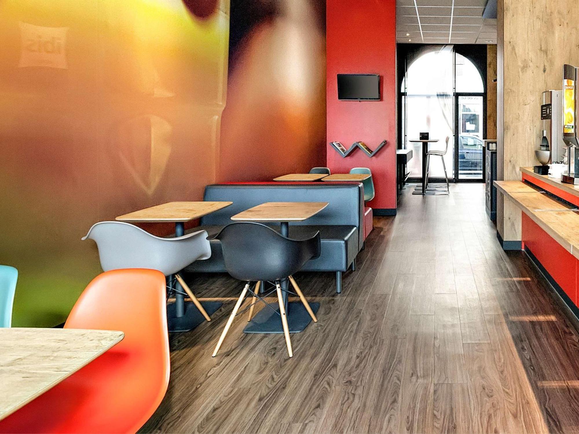 Ibis Agen Centre Gare Ξενοδοχείο Εξωτερικό φωτογραφία